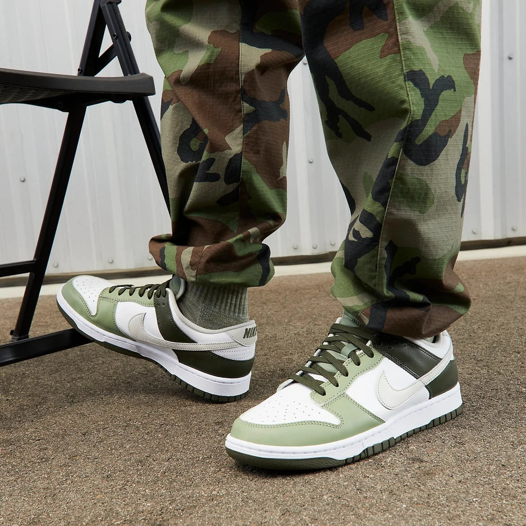 Nike Dunk Low Oil Green