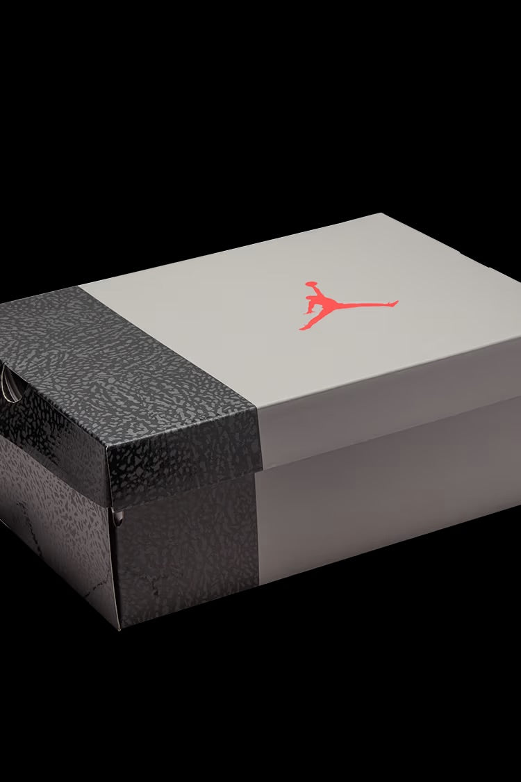 Air Jordan 3 Retro Cement Grey