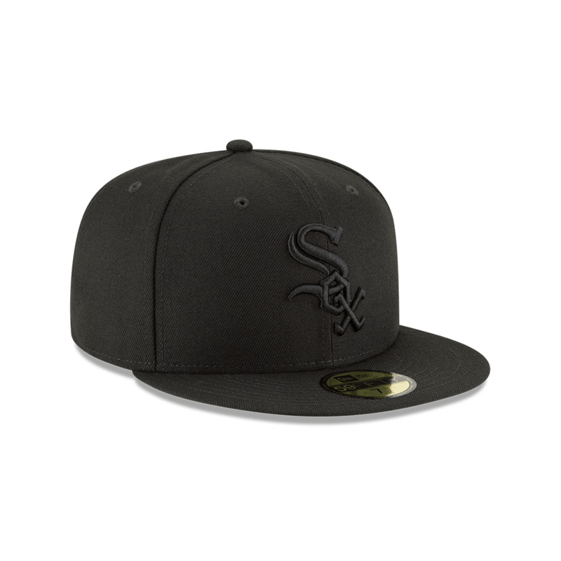Chicago White Sox Black on Black 59FIFTY