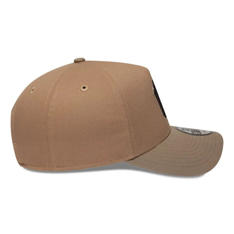 New York Yankees Mocha Mousse 9FORTY A-Frame