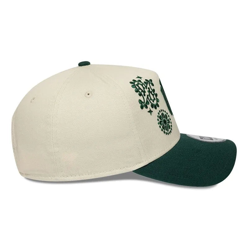 New York Yankees Paisley 9FORTY E-Frame