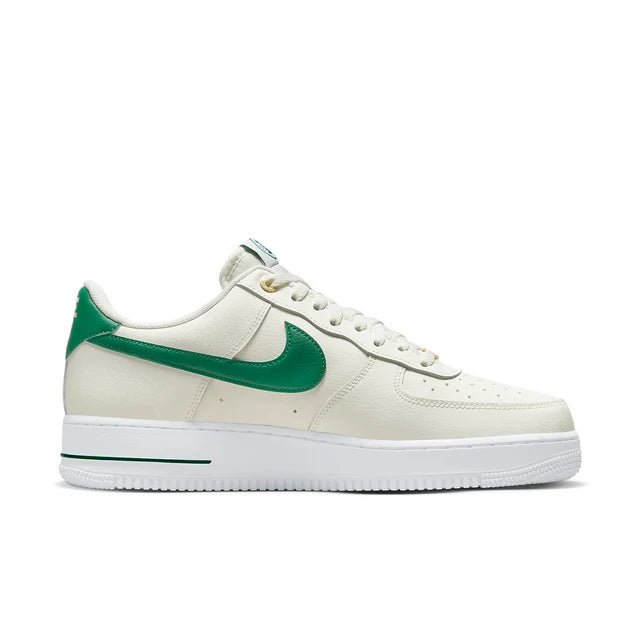 Nike Air Force 1 '07 LV8