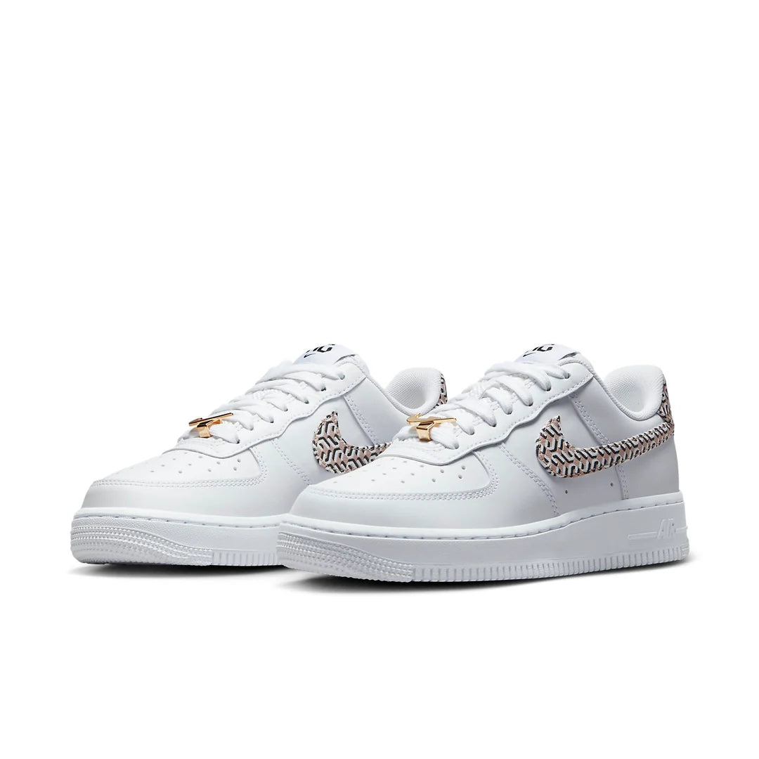 Nike Air Force 1 LX United in Victory Mujer