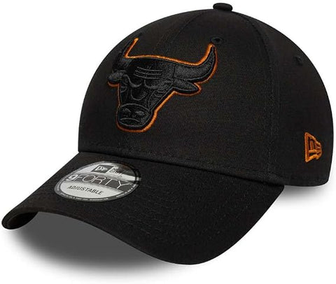 GORRA Outline Chicago Bulls Black