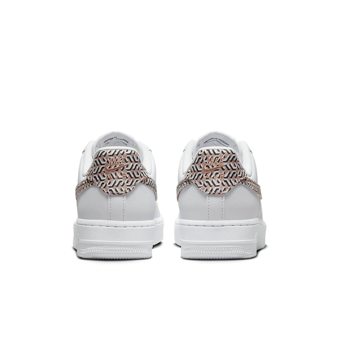 Nike Air Force 1 LX United in Victory Mujer