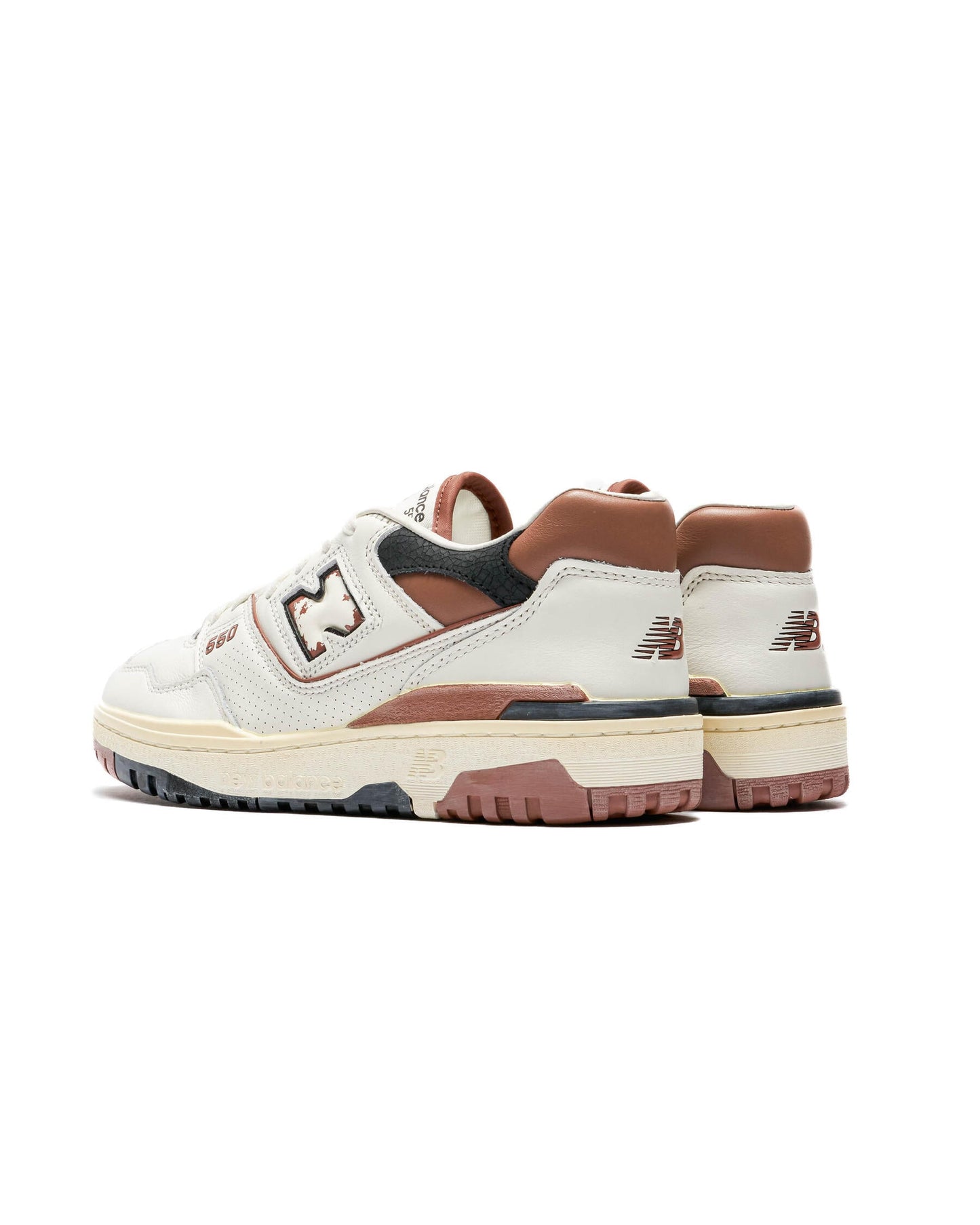 New Balance 550
Vintage Pack Pecan