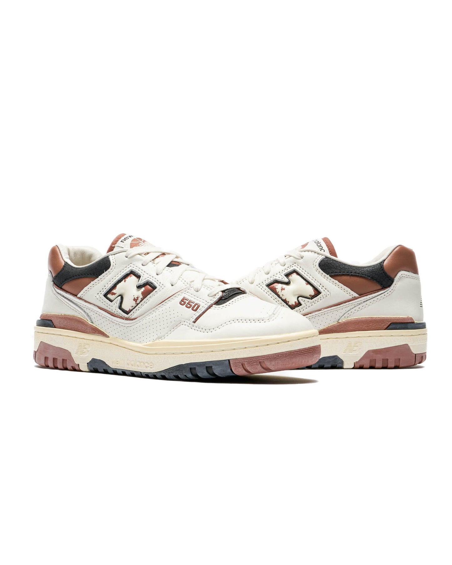 New Balance 550
Vintage Pack Pecan