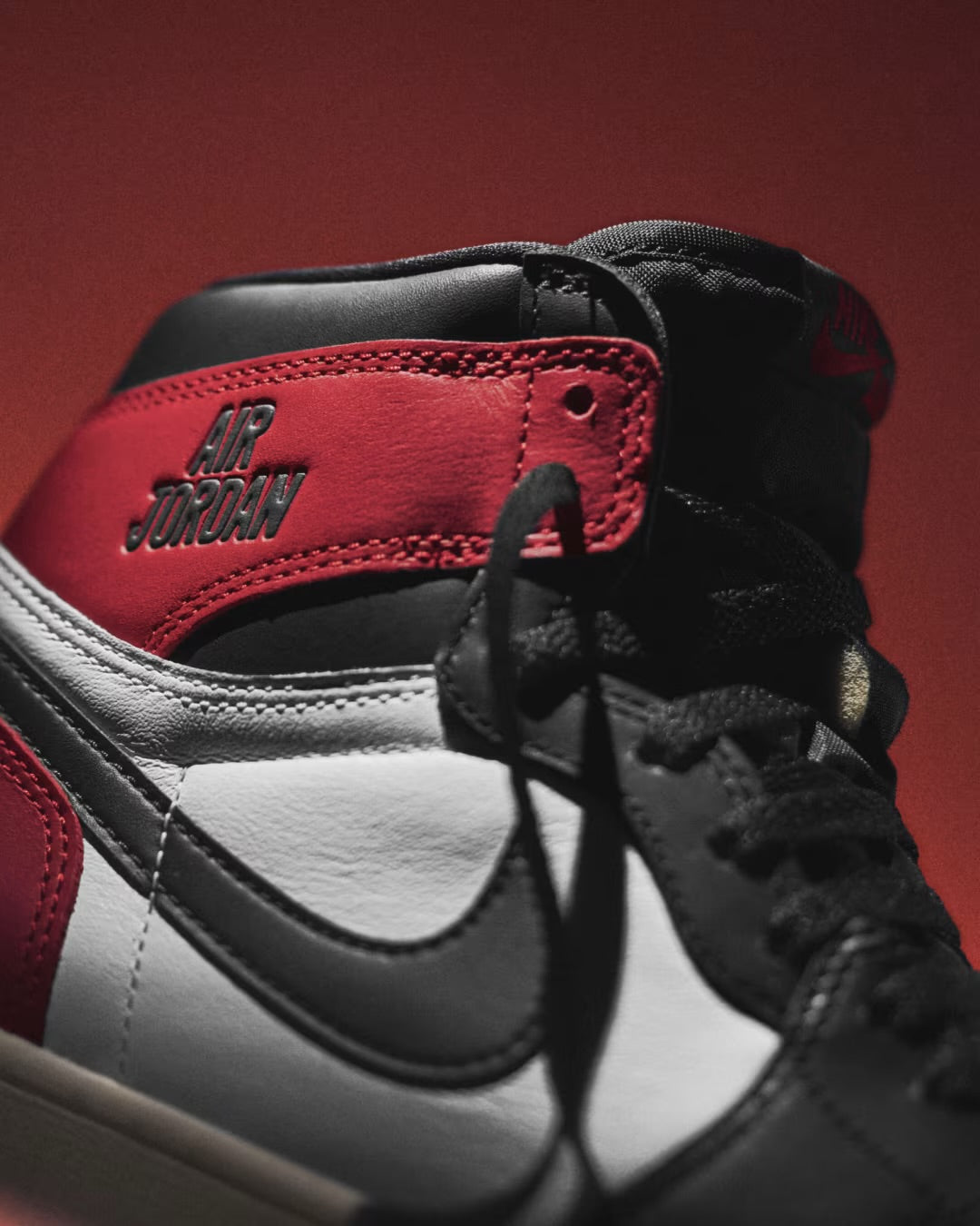 Air Jordan 1 Retro High OG 'Black Toe Reimagined'