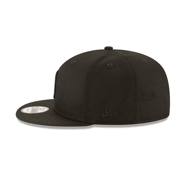 Boston Red Sox MLB Black on Black 9FIFTY