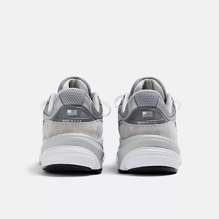 New Balance 990v6