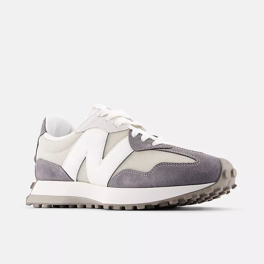 New Balance 327