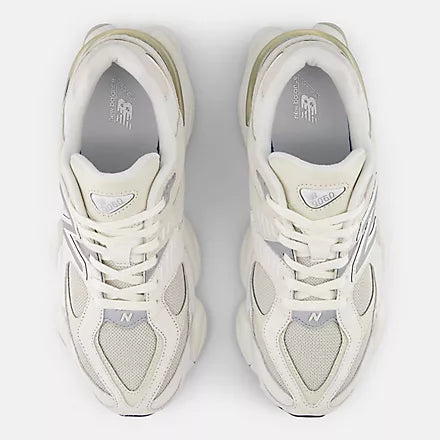 New Balance 9060 Sea Salt Moonbeam Mujer