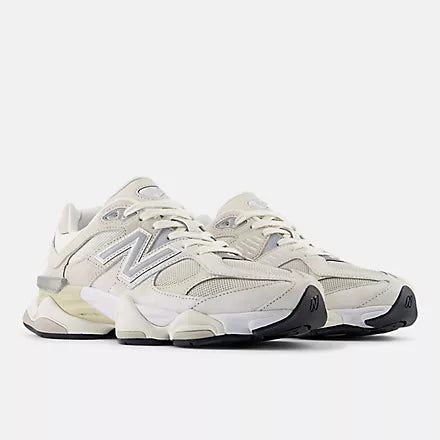New Balance 9060 Sea Salt Moonbeam Hombre